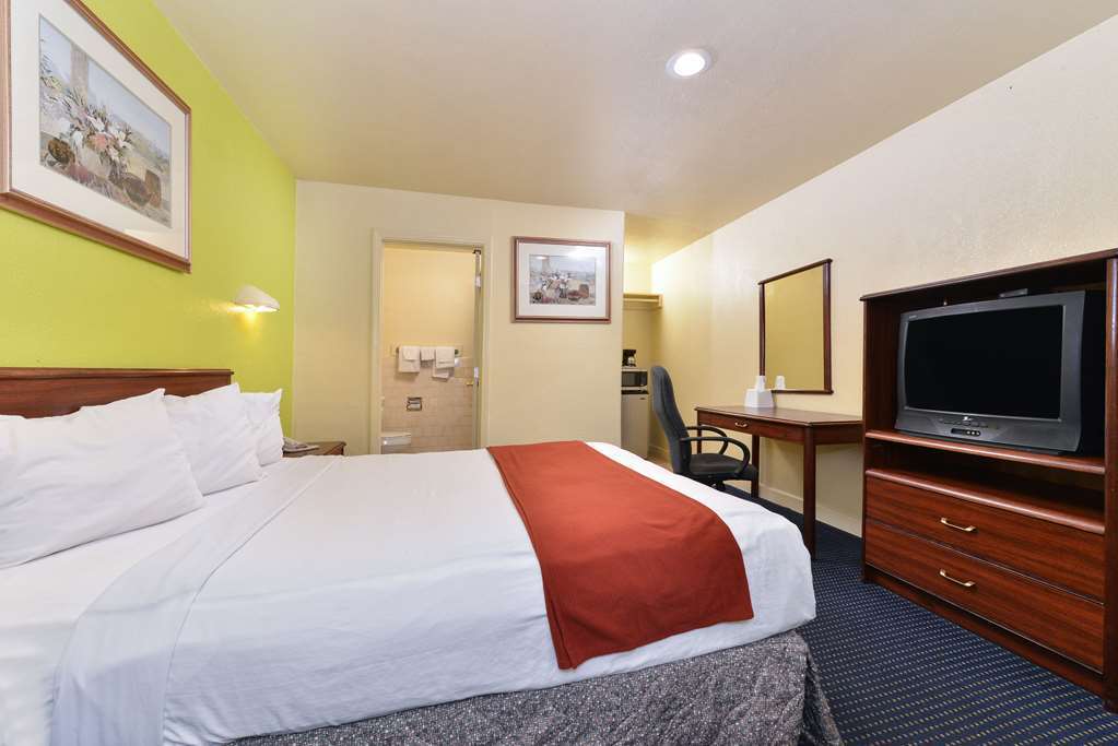 Rodeway Inn Modesto Habitación foto
